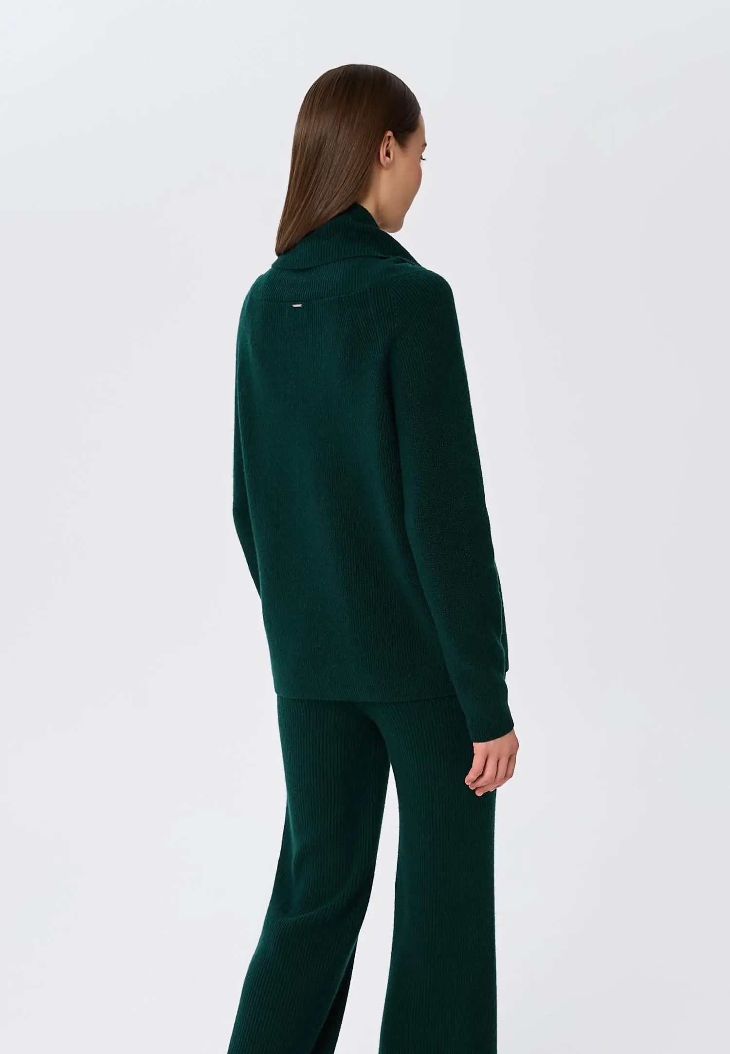 Свитер W25-00CH0324 Marc & André